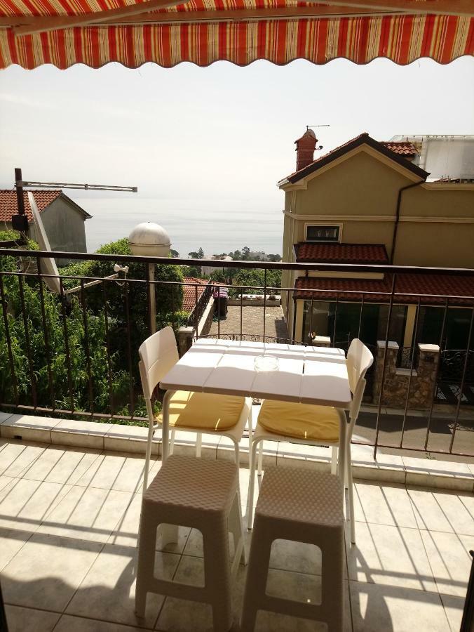 Charming Hill Apartment Opatija Exterior foto