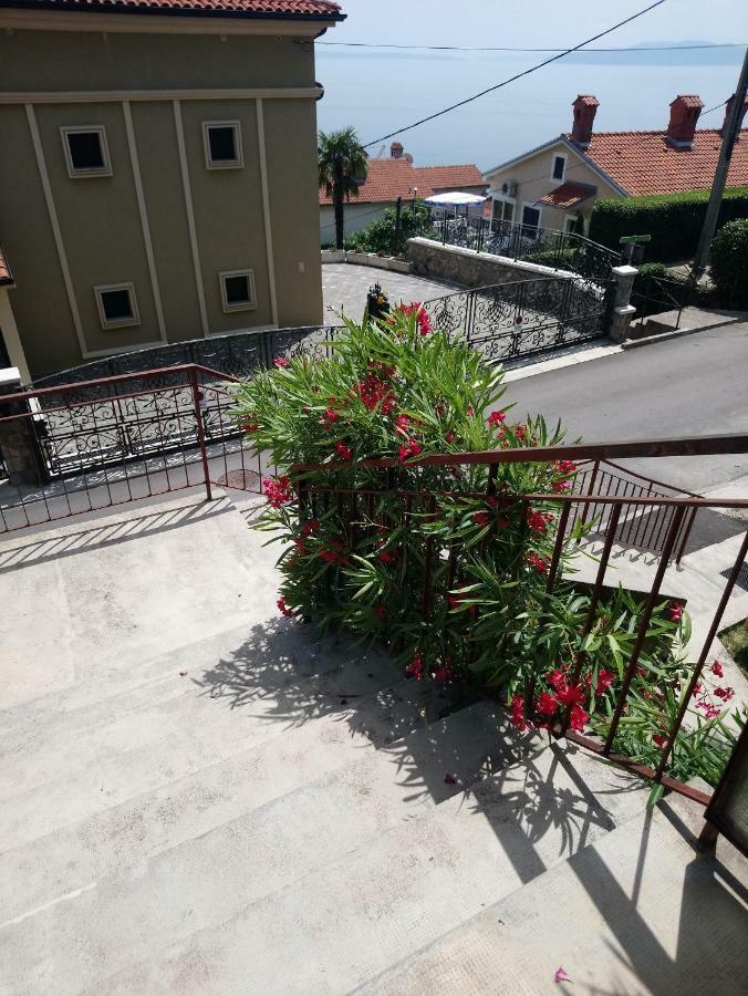 Charming Hill Apartment Opatija Exterior foto