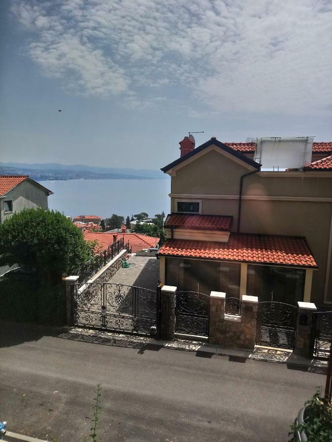 Charming Hill Apartment Opatija Exterior foto