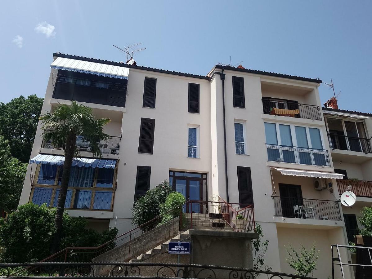 Charming Hill Apartment Opatija Exterior foto